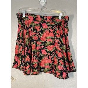 Redberry Skirt Size Large Navy Pink Floral Short